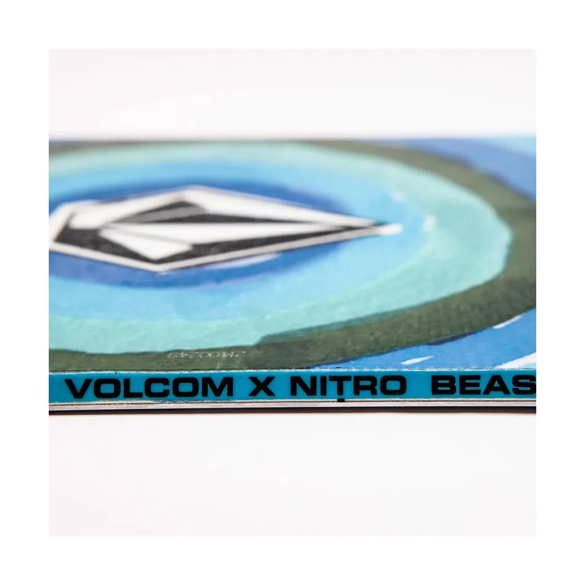 Snowboard Nitro Beast X Volcom 2023 10 Snowboard Nitro Beast X Volcom 2023 – Image 8